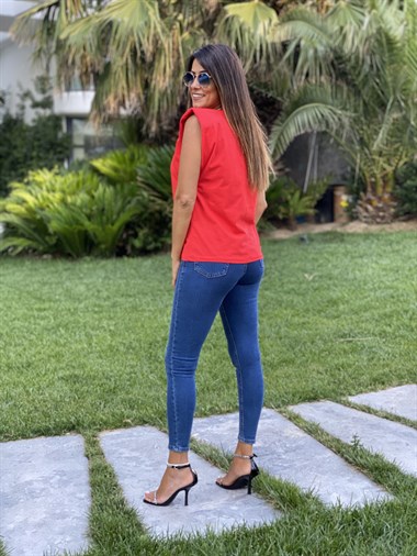 Kırmızı Bisiklet Yaka Vatkalı Kadın T-Shirt