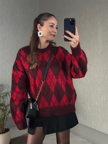 Kırmızı Bordo Bisiklet Yaka Baklava Desen Kadın Yumoş Kazak