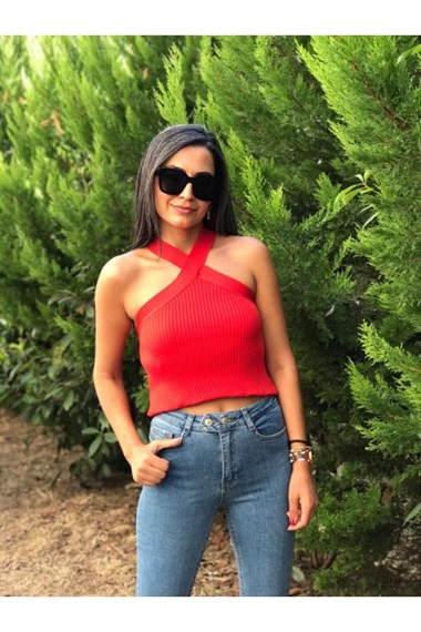 Kırmızı Çapraz Triko Bluz