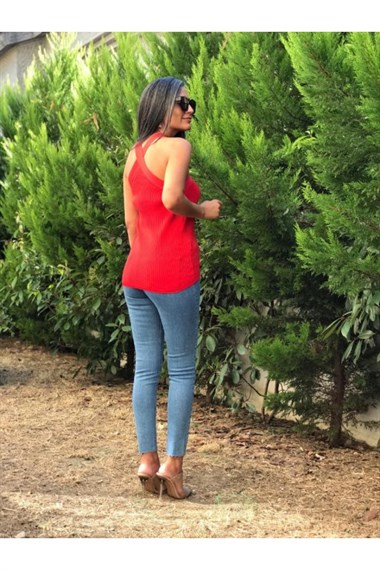 Kırmızı Çapraz Triko Bluz