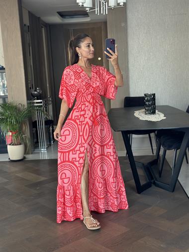 Kırmızı Desenli Beli Lastikli Önü Yırtmaçlı Midi Boy Viskon Kadın Elbise 