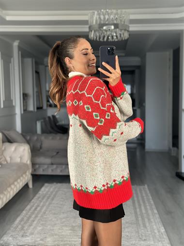 Kırmızı Ekru Yılbaşı Temalı Bisiklet Yaka Kadın Triko Kazak