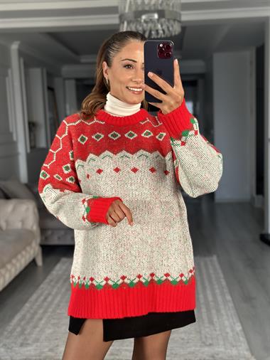 Kırmızı Ekru Yılbaşı Temalı Bisiklet Yaka Kadın Triko Kazak