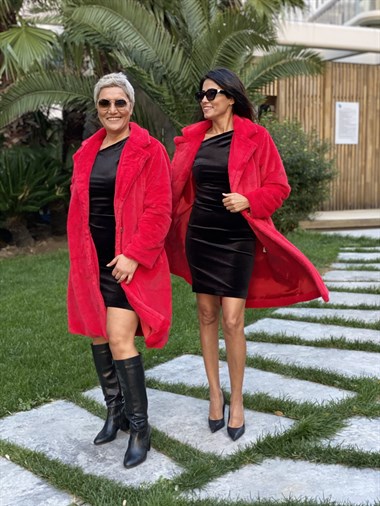 Kırmızı İthal Tavşan Kadın Kaban