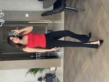 Kırmızı Kare Yaka Triko Atlet