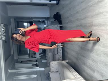 Kırmızı Karpuz Kol Vatkalı Drape Detaylı Midi Boy Kadın Elbise