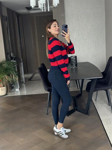 Kırmızı Lacivert Kalın Çizgili Önü Düğmeli Pike Örgü Kadın Hırka