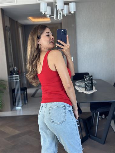 Kırmızı Ön Arka U Yaka Askılı Merserize Kadın Bluz