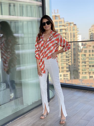 Kırmızı Salyangoz Desenli Kadın Saten Gömlek