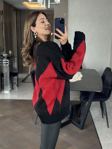 Kırmızı Siyah Baklava Desen Bisiklet Yaka Kadın Triko Kazak