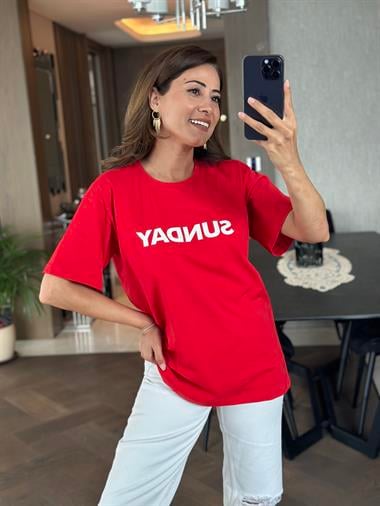 Kırmızı Sunday Yazı Baskılı Bisiklet Yaka Oversize T-Shirt