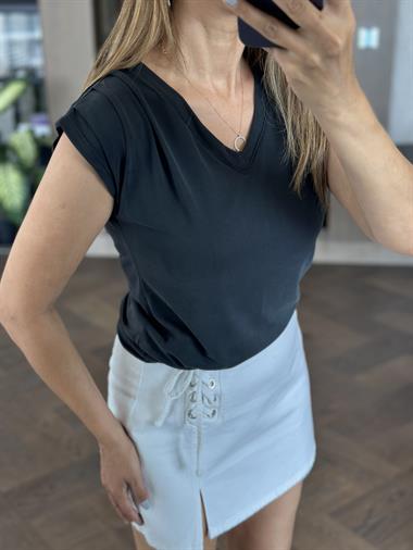 Koyu Antrasit V Yaka Arkası Dikişli Modal Kadın T-Shirt