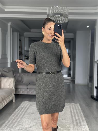 Koyu Füme Bisiklet Yaka Kısa Kol Yumuşak Dokulu Kadın Triko Elbise