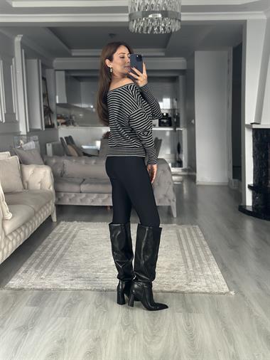 Koyu Gri Siyah Çizgili Tek Omzu Açık Kadın Kazak