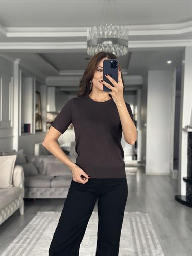 Koyu Kahve Bisiklet Yaka Kısa Kol Basic Kadın Triko Bluz