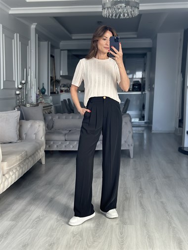 Krem Ajurlu Kısa Kollu Kadın Bluz