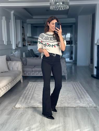 Krem Antrasit Etnik Çiçek Nakışlı Kısa Kol Kadın Kazak