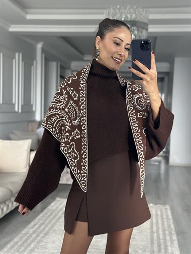 Krem Orta Kahve Desenli Üçgen Kadın Triko Şal