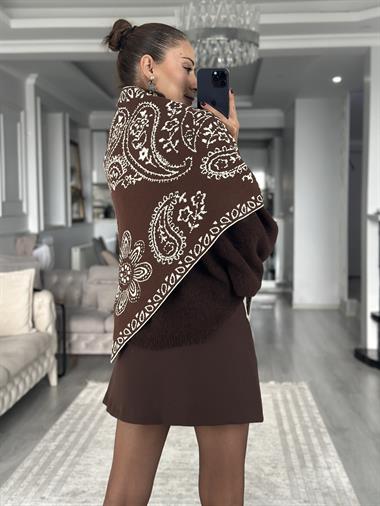 Krem Orta Kahve Desenli Üçgen Kadın Triko Şal