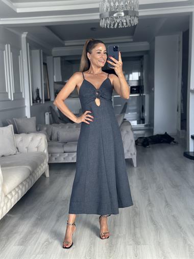 Lacivert Ayarlanabilir İp Askılı Dekolteli Parçalı Midi Boy Kadın Elbise