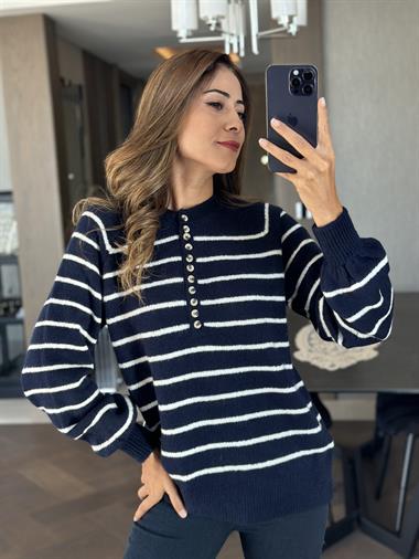 Lacivert Beyaz Çizgili Onbir Düğmeli Kadın Kazak
