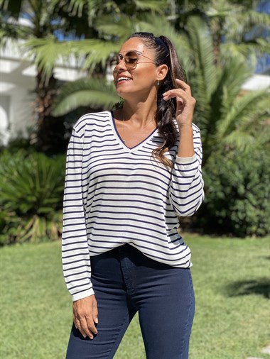 Lacivert Beyaz Çizgili V Yaka Merserize Kadın Bluz