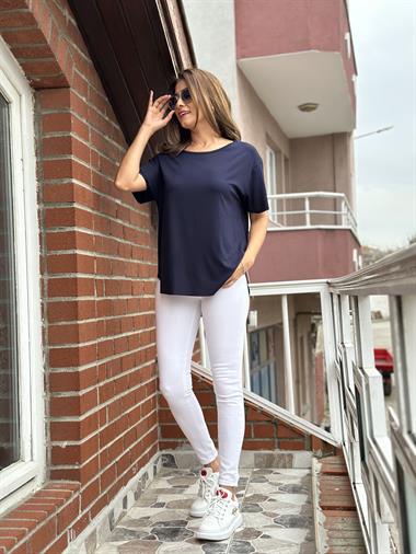 Lacivert Bisiklet Yaka  Kolu Ve Eteği Lazer Kesim Kadın T-Shirt