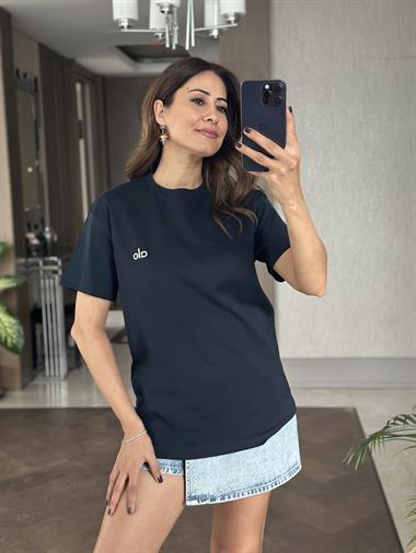Lacivert Bisiklet Yaka Logolu Basic Kadın T-Shirt