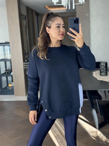 Lacivert Bisiklet Yaka Tek Yanı Çıtçıtlı Kadın Sweatshirt