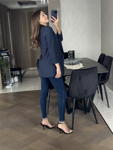 Lacivert Çizgili Kolu Büzgülü Kadın Ceket