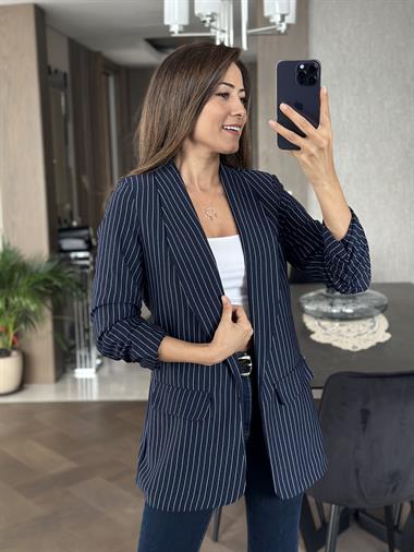 Lacivert Çizgili Kolu Büzgülü Kadın Ceket