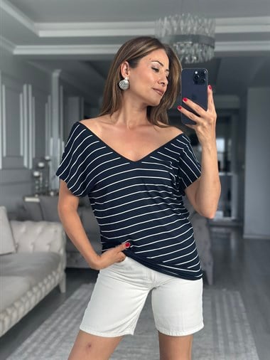 Lacivert Çizgili Ön Arka V Yaka Kısa Kol Kadın T-Shirt