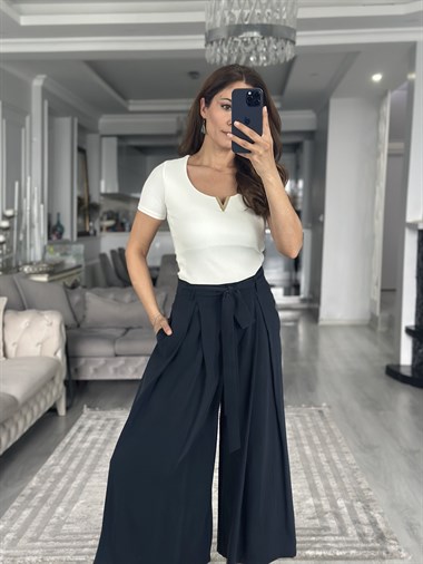 Lacivert Etek Görünümlü Pileli Kuşaklı Kadın Pantolon