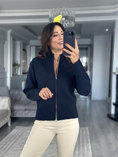 Lacivert Fermuarlı Dik Yaka Kadın Triko Hırka