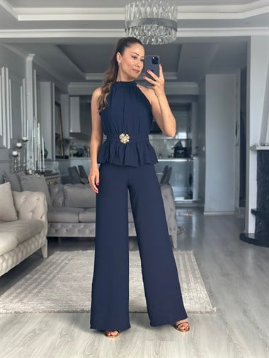 Lacivert Halter Yaka Beli Broşlu Kadın Tulum