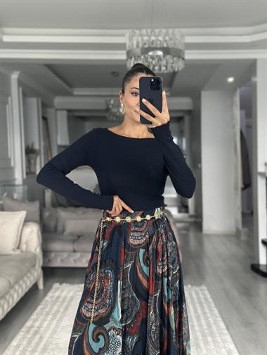 Lacivert Kayık Yaka Uzun Kollu Top Kadın Bluz