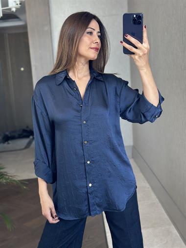 Lacivert Kırışık Saten Uzun Kol Kadın Gömlek