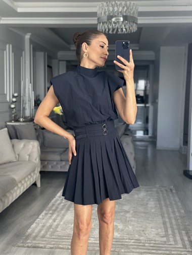 Lacivert Kolsuz Beli Tokalı Pileli Kadın Mini Elbise 