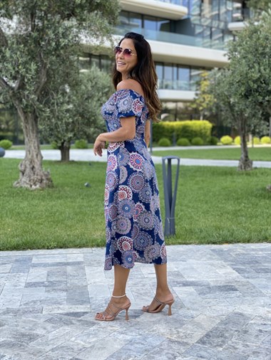 Lacivert Şal Desen Yırtmaçlı Viskon Kadın Elbise