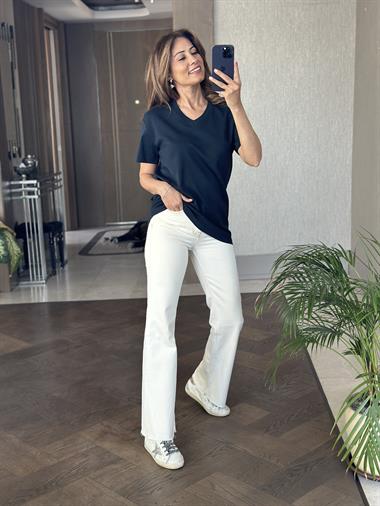 Lacivert V Yaka MD Model Kadın T-Shirt