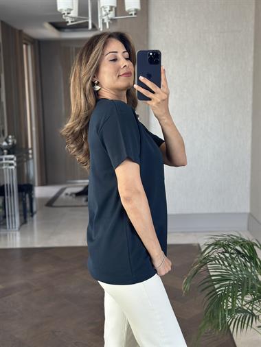 Lacivert V Yaka MD Model Kadın T-Shirt