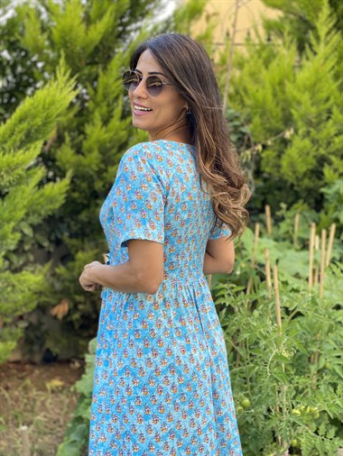 Mavi Çiçek Önü Düğmeli Kuşaklı  Kadın Elbise