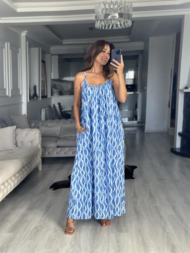 Mavi Desenli Dökümlü Askılı Midi Boy Kadın Elbise
