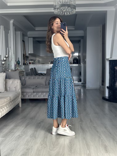 Mavi Geometrik Desenli Midi Boy Kadın Etek