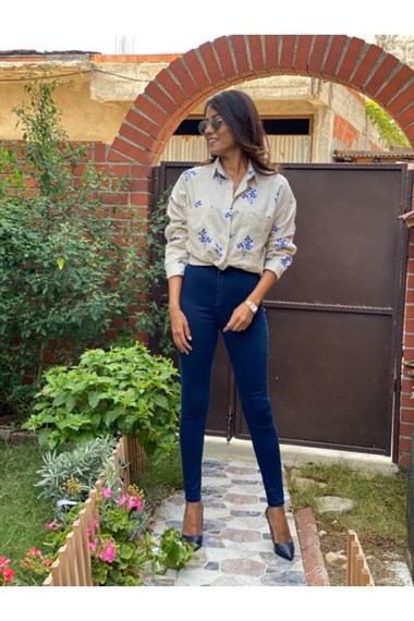 Mavi İki Cep Çiçek Desen Gömlek