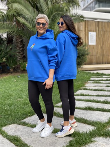 Mavi Kapüşonlu Kanguru Cep Ayıcık Baskılı Kadın Sweatshirt