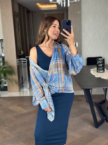 Mavi Kareli Orjinal Marka Parıltılı İplikli Kadın Gömlek