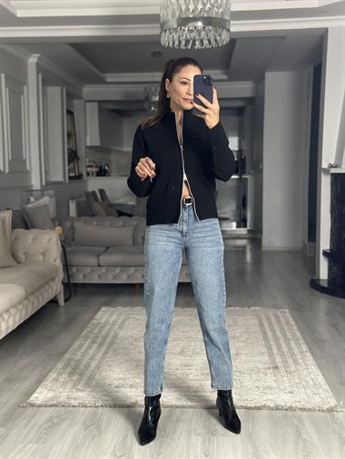 Mavi Kemerli Slim Mom Fit Kadın Jean Pantolon