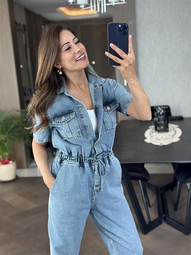 Mavi Kısa Kol Önü Metal Düğmeli Kadın Mom Jean Tulum