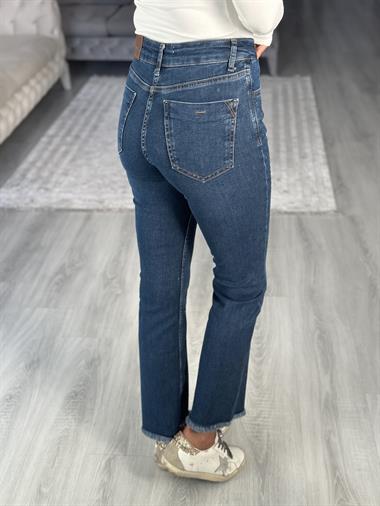 Mavi Önü Taşlı Flare Kadın Jean Pantolon